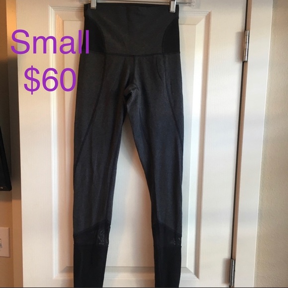 Lululemon leggings 🧘🏼‍♀️🖤 - Picture 1 of 4